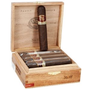 PADRON FAMILY RESERVE 95 MAD (60 X 4 3/4) BOX OF 10