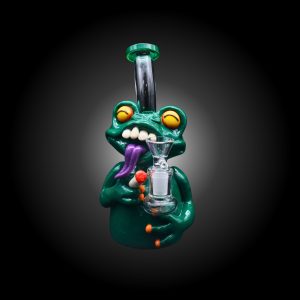 7.5'' CRAZY MONSTER HAND PAINTED WATER PIPE GREEN
