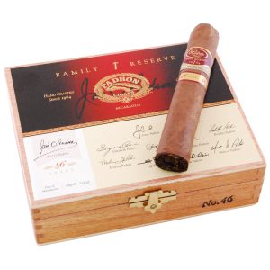 PADRON FAMILY RESERVE 46 NAT (56 X 5 1/2) BOX OF 10