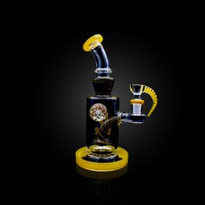 8.5'' URBAN GLASS COLOR TUBING WITH INLINE SHOWER HEAD PERC YELLOW