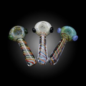3.5'' FRIT HEAD RASTA SPAIRAL LINE MIX COLOR HAND PIPE 15CT JAR