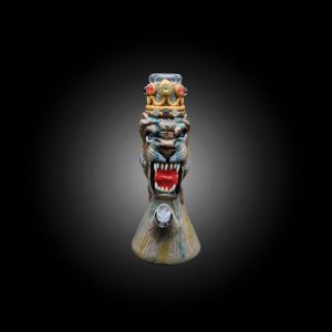 14'' FIERCE MAJESTY FEATURING A REGAL LION DESIGN WATER PIPE BROWN