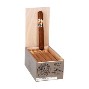 LA GLORIA CUBANA SERIE R BLACK NO. FIFTY TWO BP (6.5X52) BOX OF 18