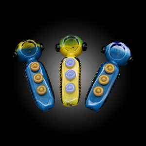 4.5'' FLAT BODY TRIPLE BUTTON MIX COLOR HAND PIPE 8CT JAR